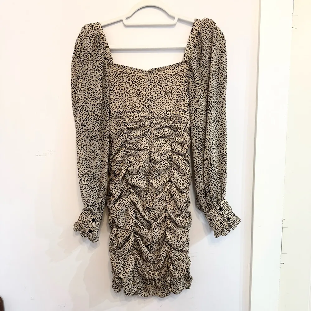 HYFVE Black and Cream Ruched Bodycon Dress with Bishop Sleeves - Image 3