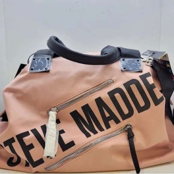 Steve Madden NWT Duffle Pink Luggage Bag
Carry On Retail $199 - Image 3