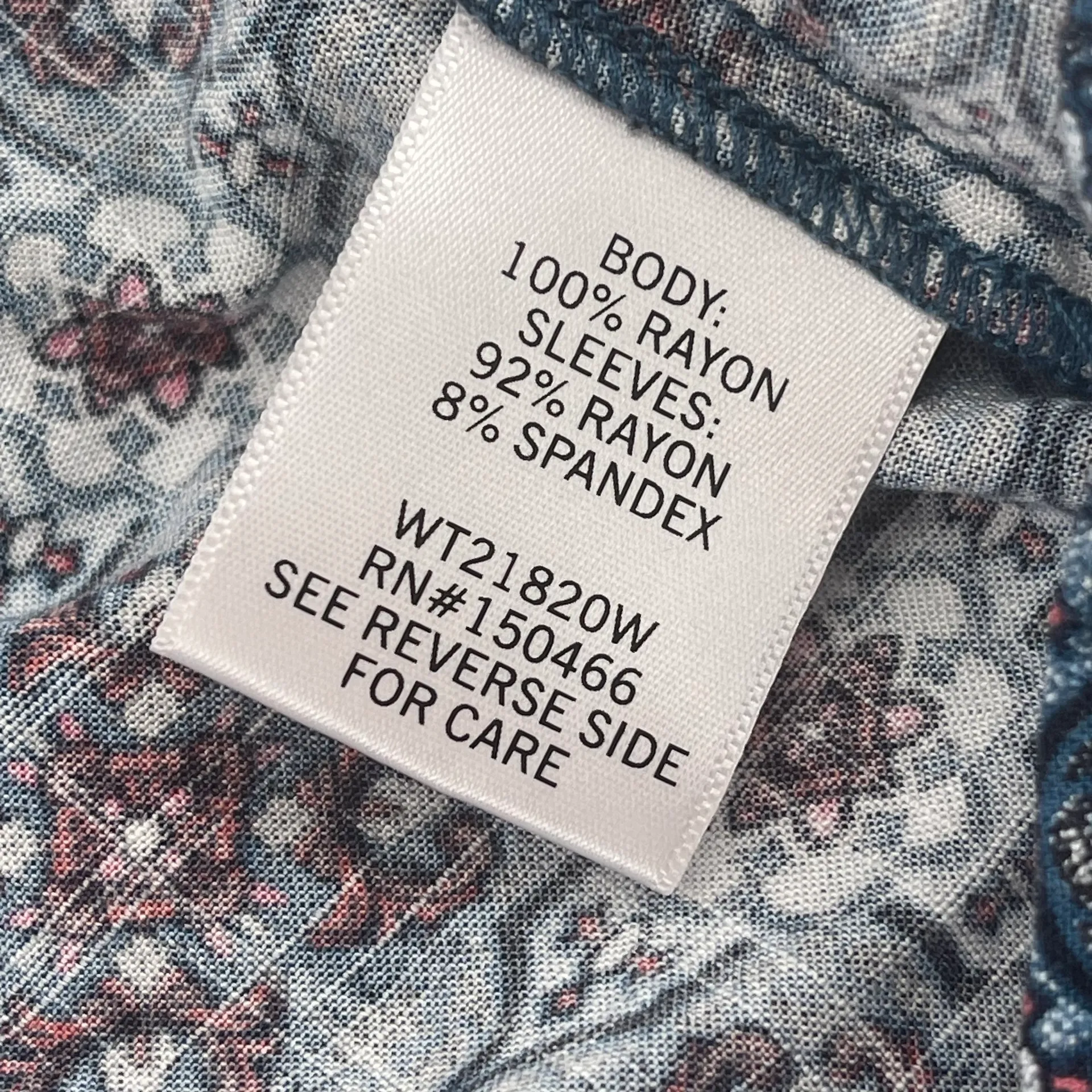 Market & Spruce Printed Top - Image 6