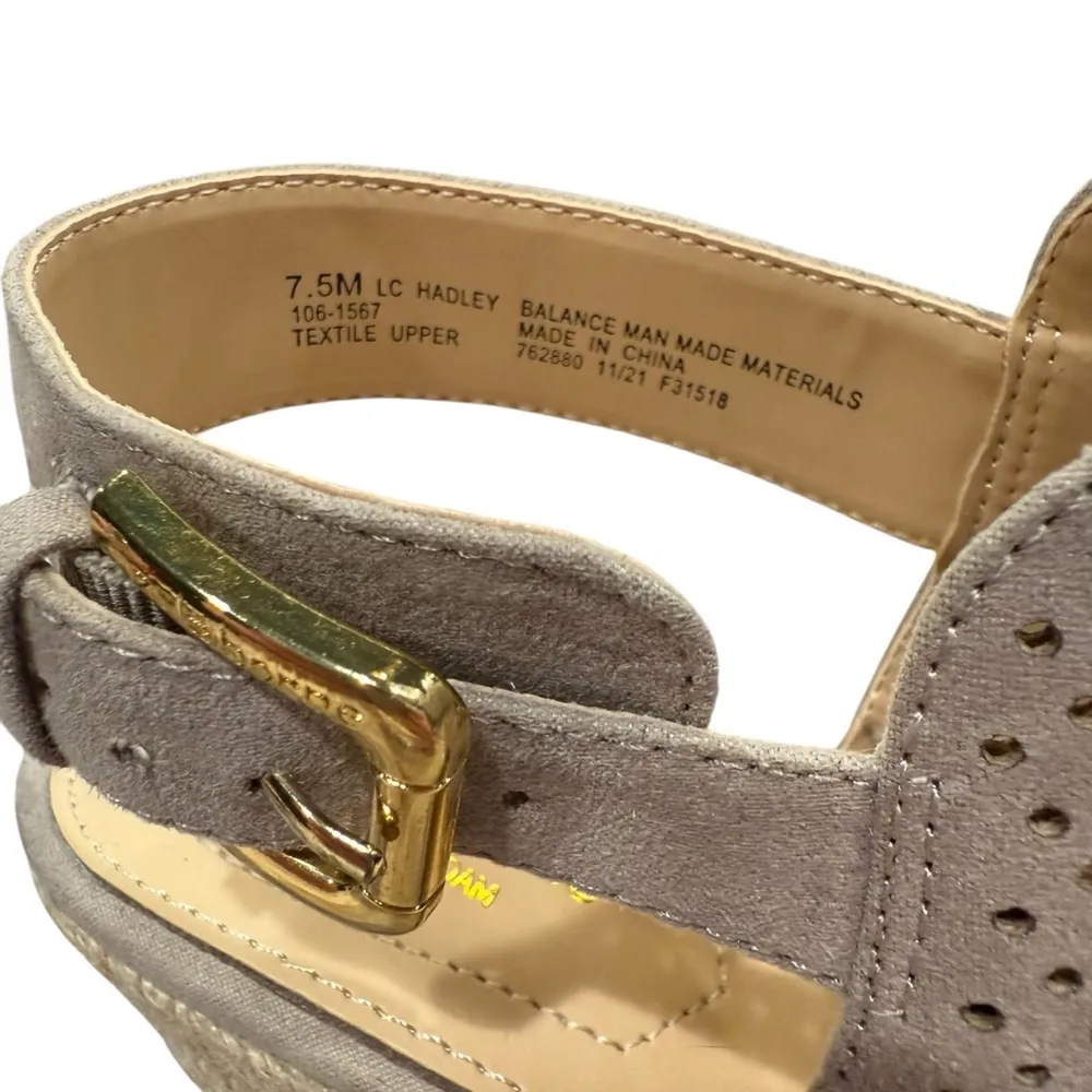 Liz Claiborne Gray Wedge Sandals Size 7.5 - Image 7