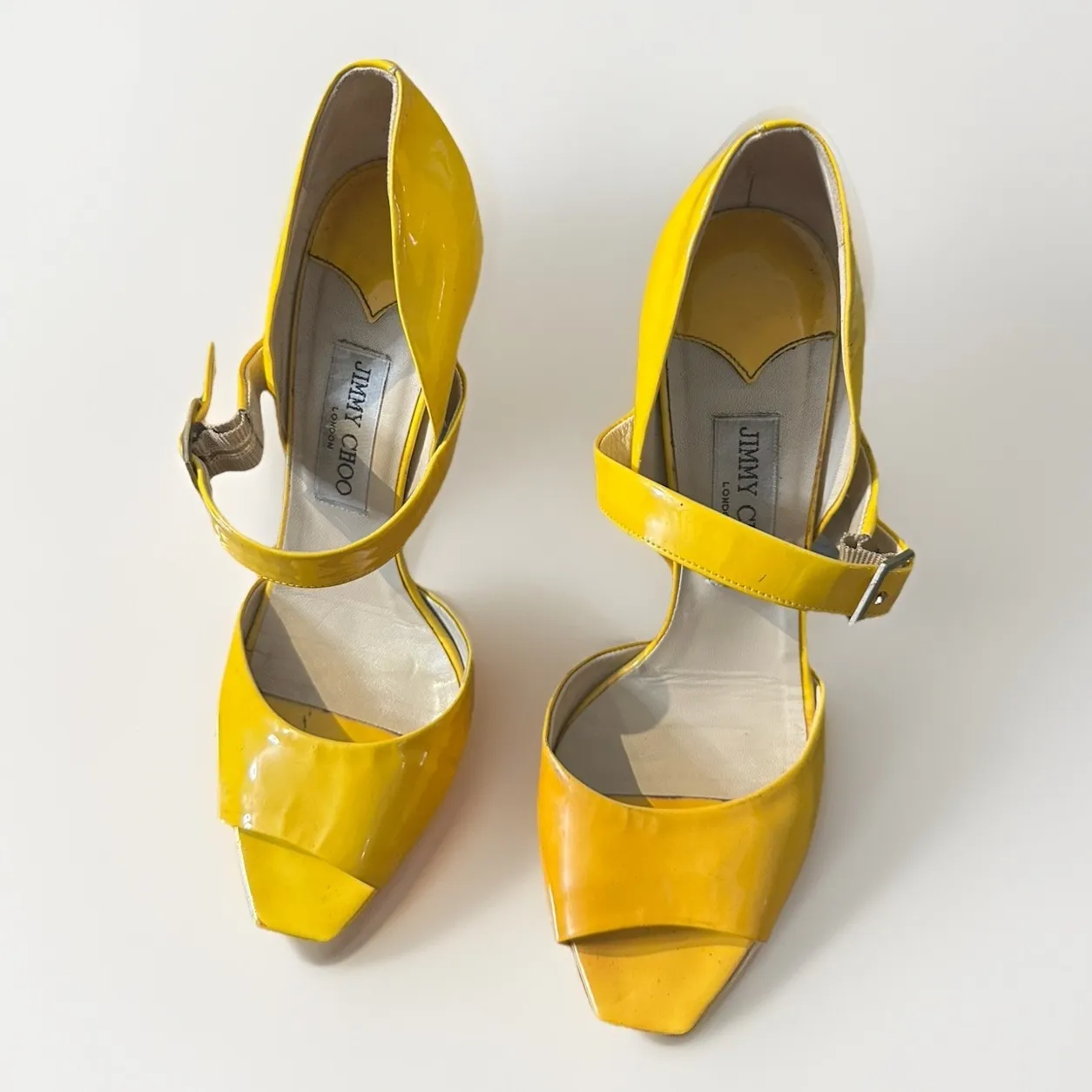 JIMMY CHOO Yellow Patent Leather Peep Toe Mary Jane Heels Pumps EU 38.5 / US 8.5 - Image 2