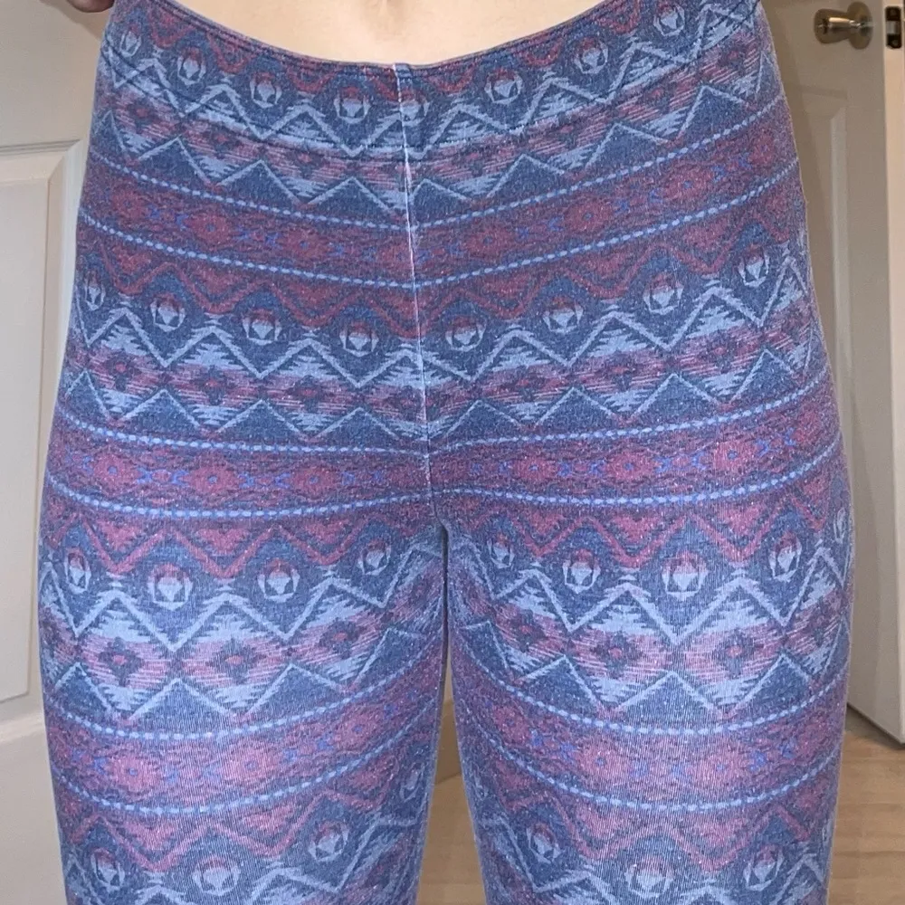 Hollister Aztec Print Leggings - Image 2