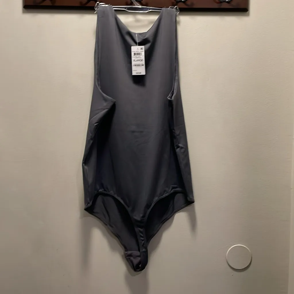 Resellers Wholesale Lot of 9 Alfani Women's Gray Thong Bodysuit Size XL  New - Image 3