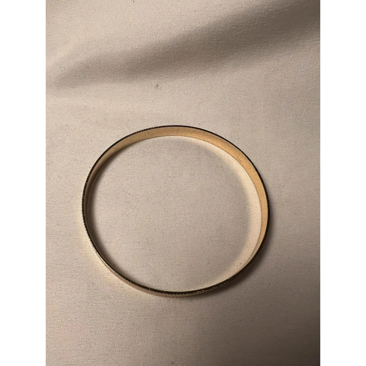 Vintage quiet luxury Gold Tone Bangle Bracelet Chevron Wave Pattern - Image 3