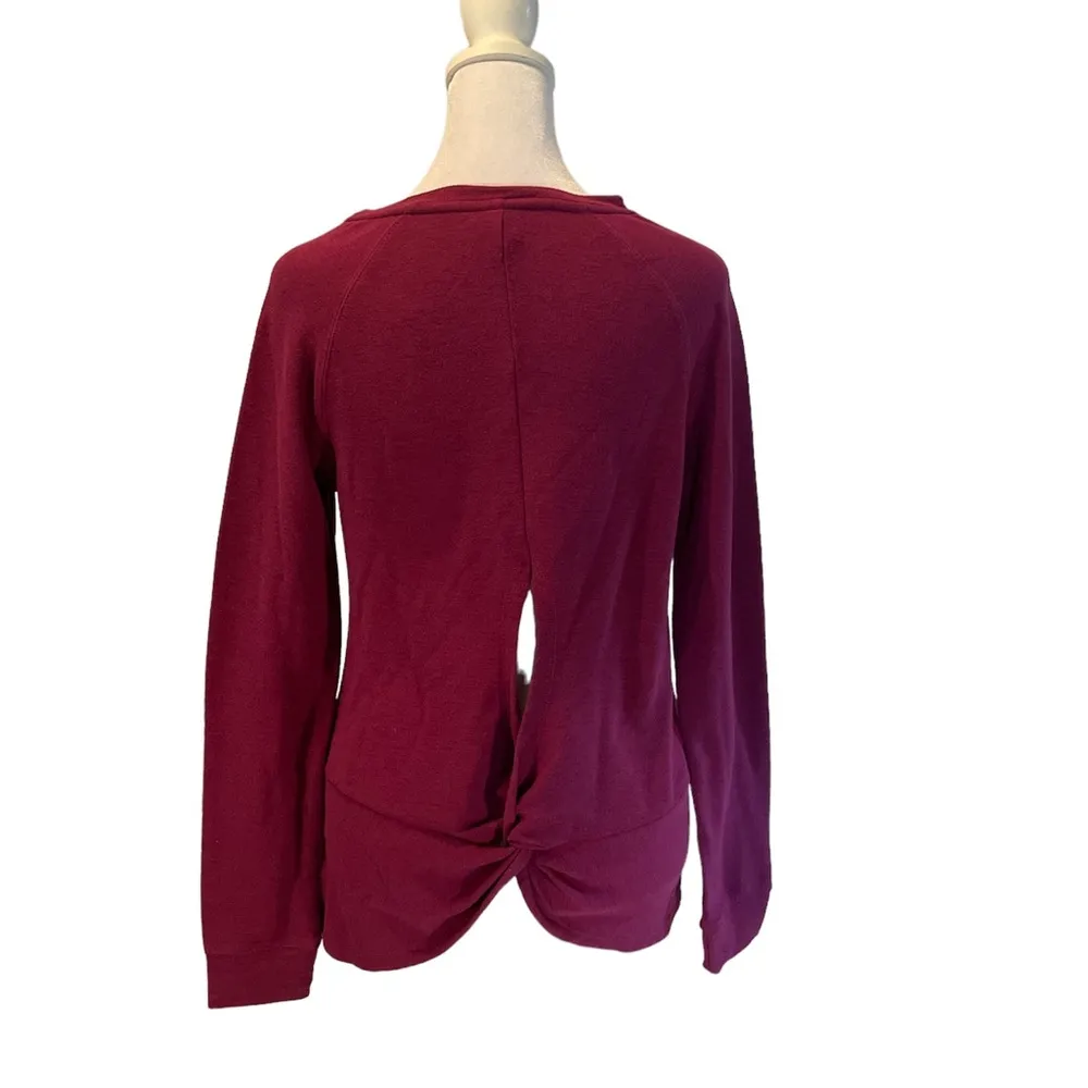 Maroon Red Long Sleeve Scoop Neck Twist Cut Out Back T-Shirt Small - Image 3