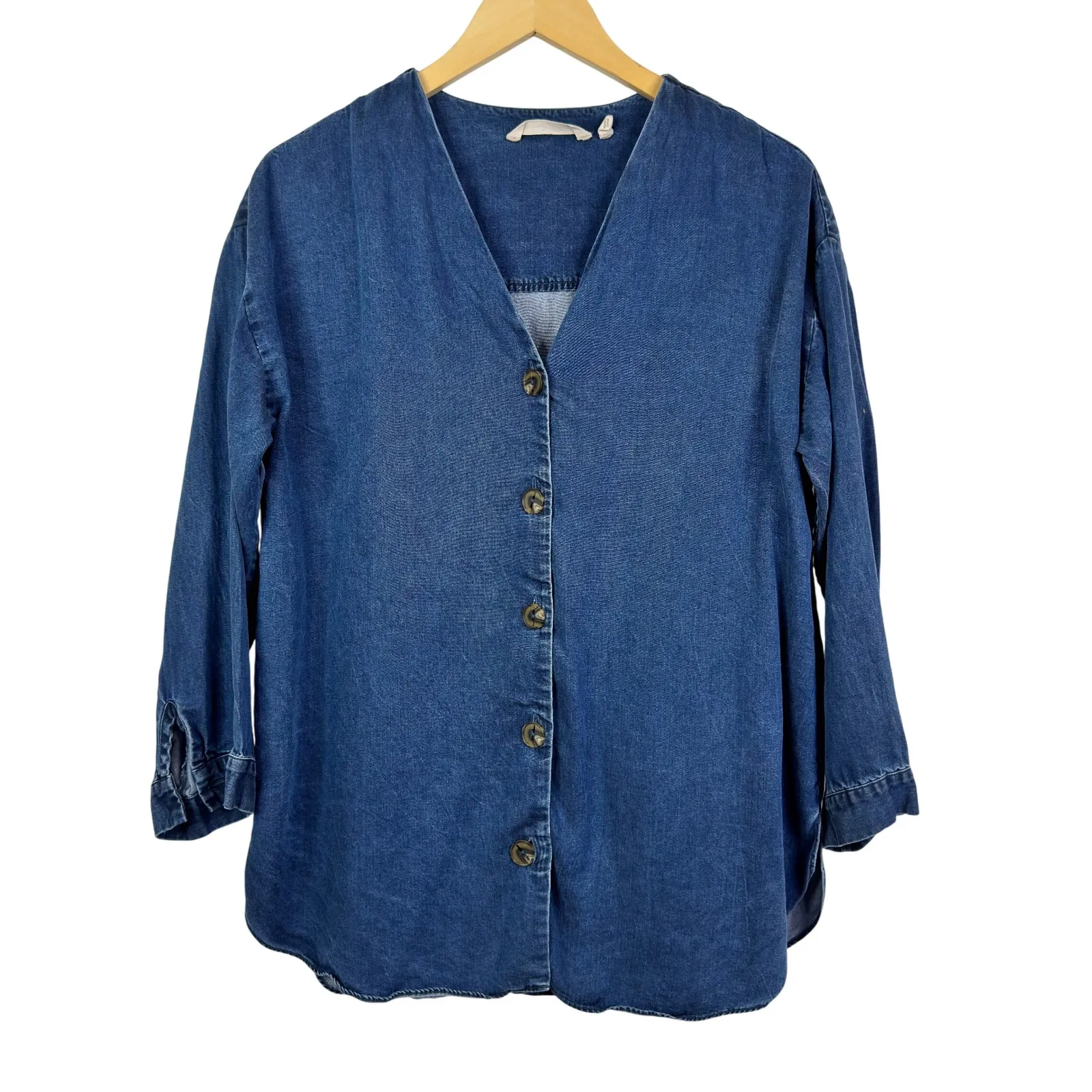 Soft Surroundings Wendy Chambray Tencel Lyocell V Neck Button Front Top PM - Image 2