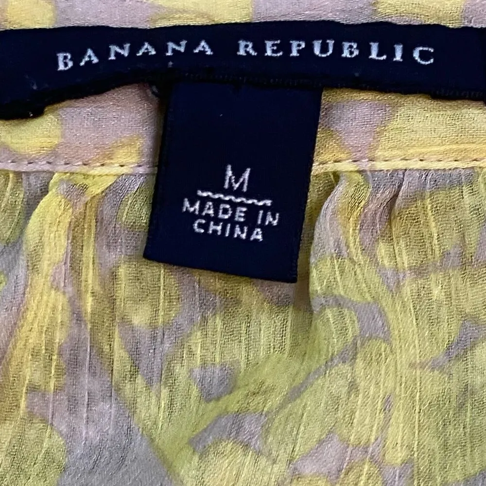 Banana Republic Tan and Yellow Floral Paisley Sheer V-Neck Blouse - Image 6