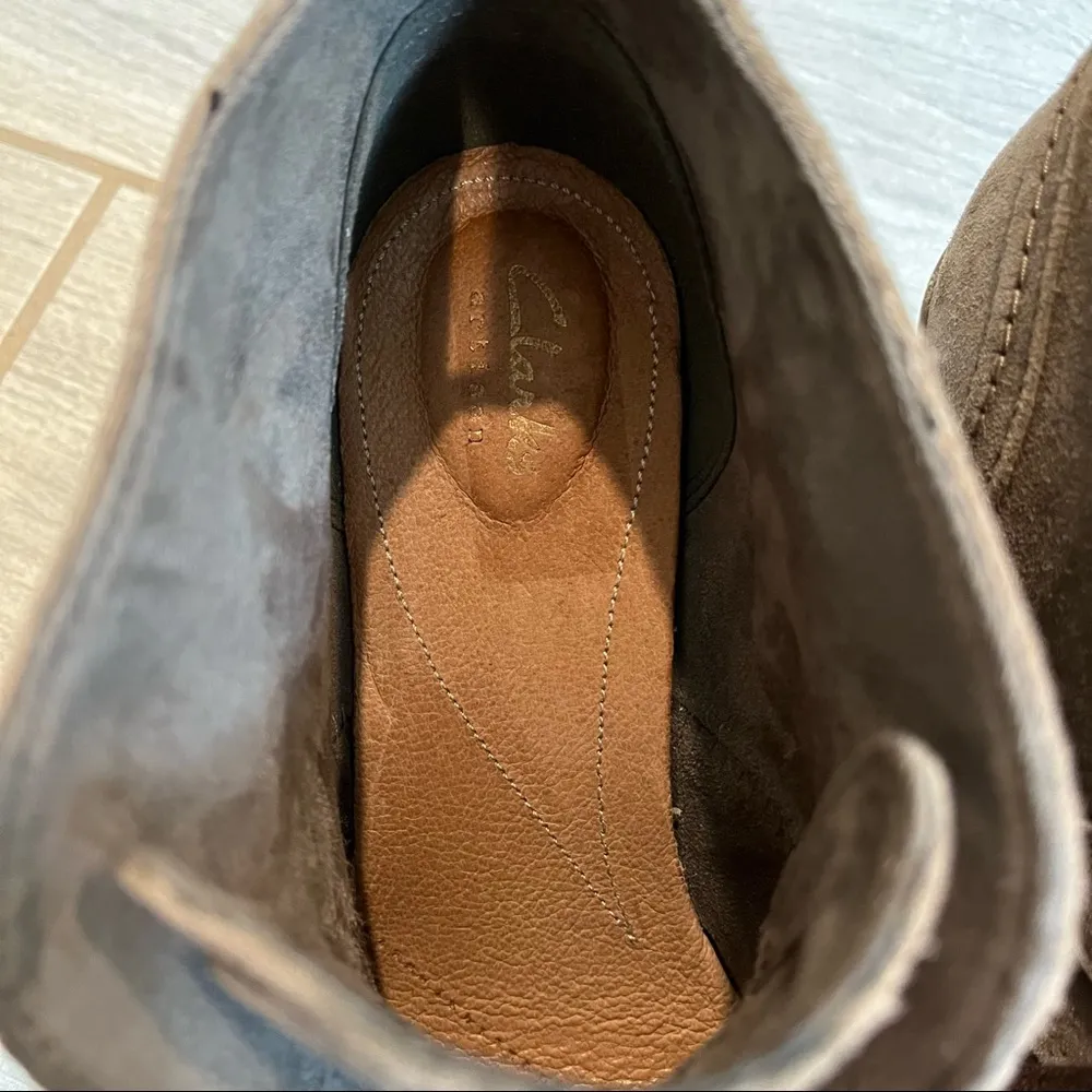 Clark’s Carleta Lyon Boot - Khaki Suede - Image 11