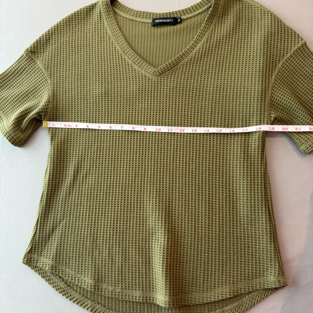 Merokeety Women's Small V-Neck Waffle Knit Top - Olive Green - Image 6