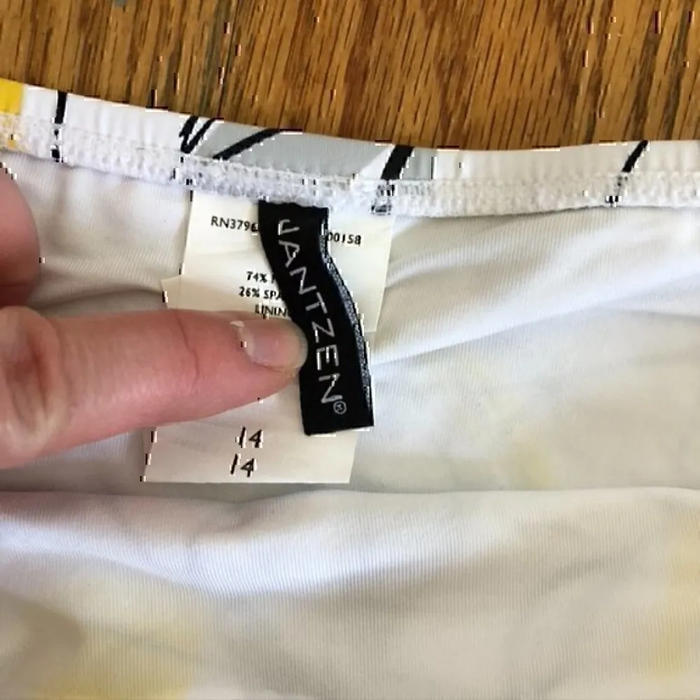 NEW NWT JANTZEN White Yellow Gray Black Floral Tie Knot Y2K Bikini BOTTOM 14 - Image 6