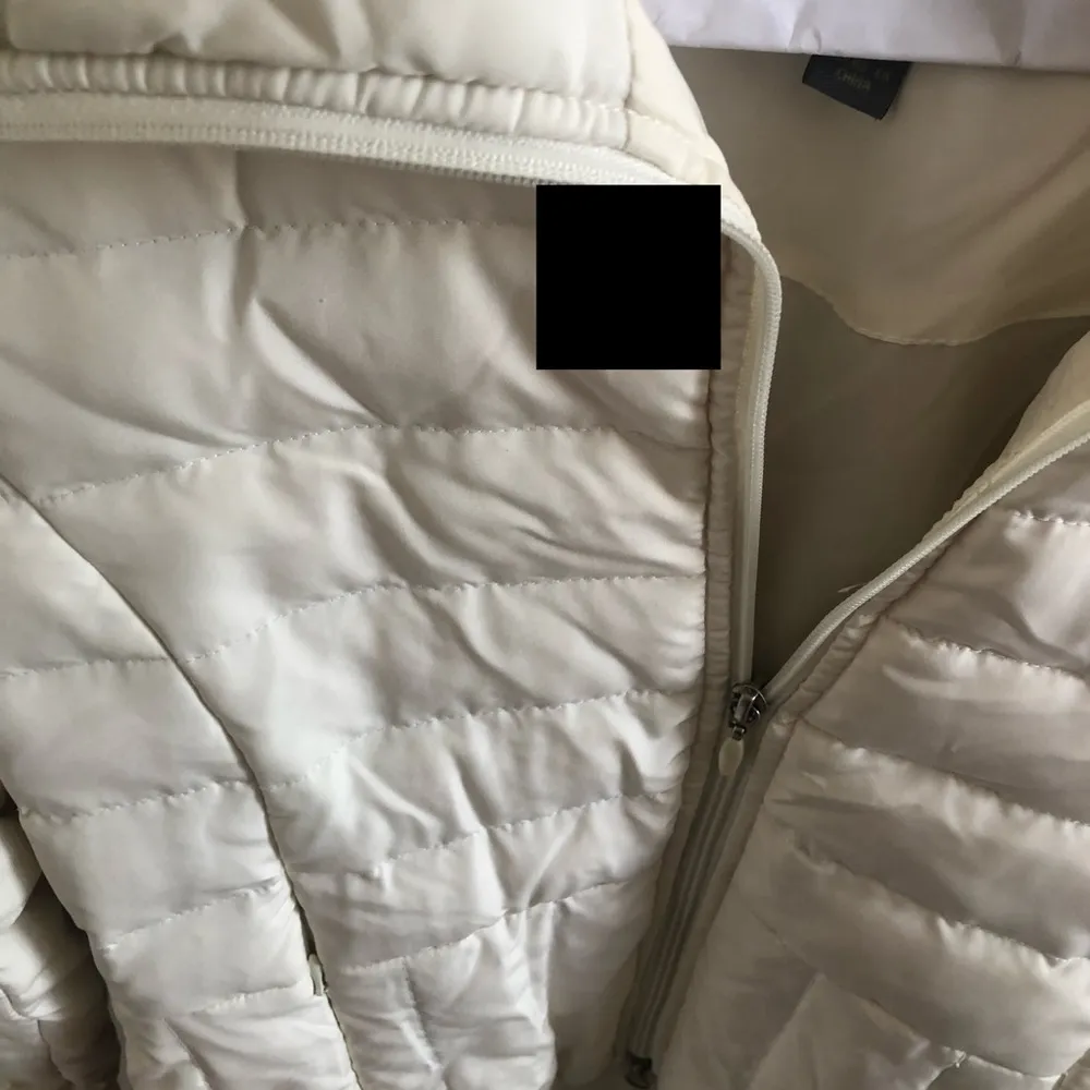 Kenneth Cole Reaction White Puffer Jacket - Image 4