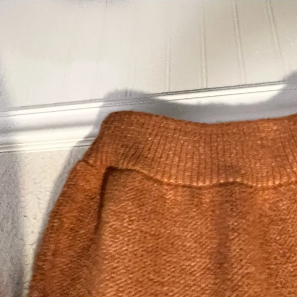 Aerie Earthy Warm Rust Mock Neck Sweater size medium - Image 7