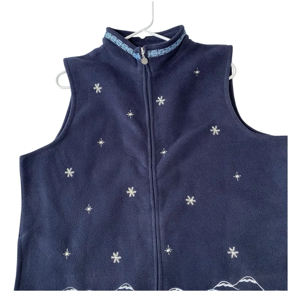 VINTAGE NORTHERN REFLECTIONS Embroidered Polar Bear Snowflake Fleece Granny Vest - Image 3