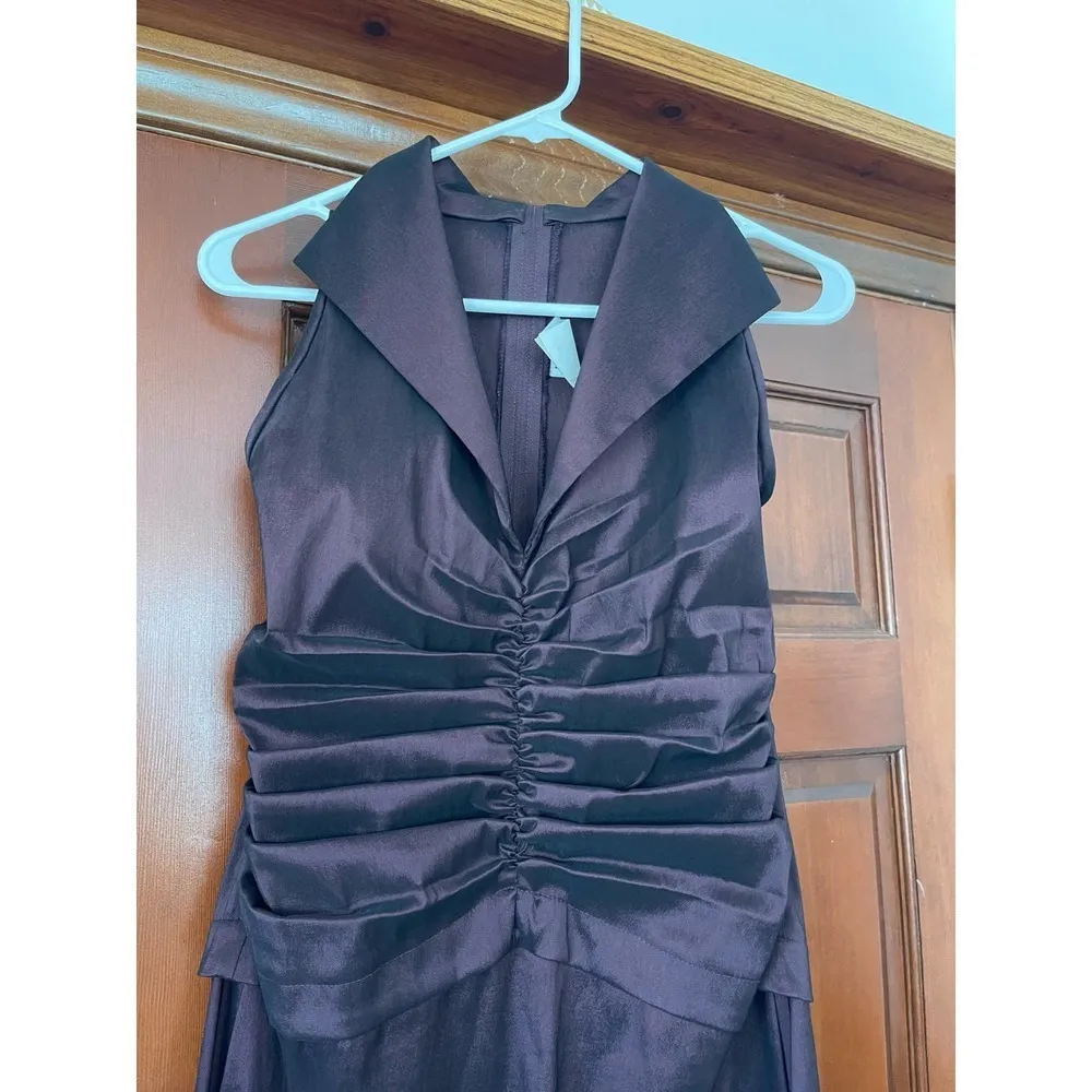 TADASHI gown in deep Bordeaux - Image 3