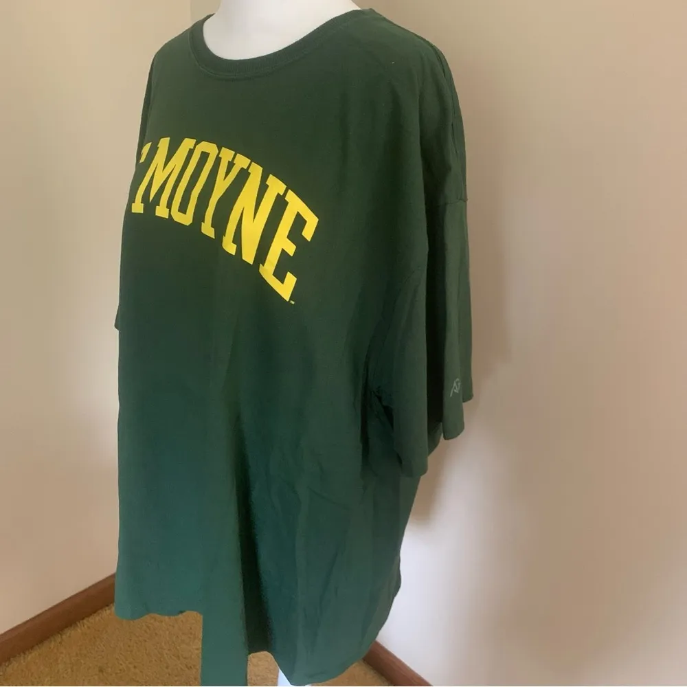 Le Moyne College Green and Yellow Tee-Shirt Size XXL Suitable for Men or Women - Image 5