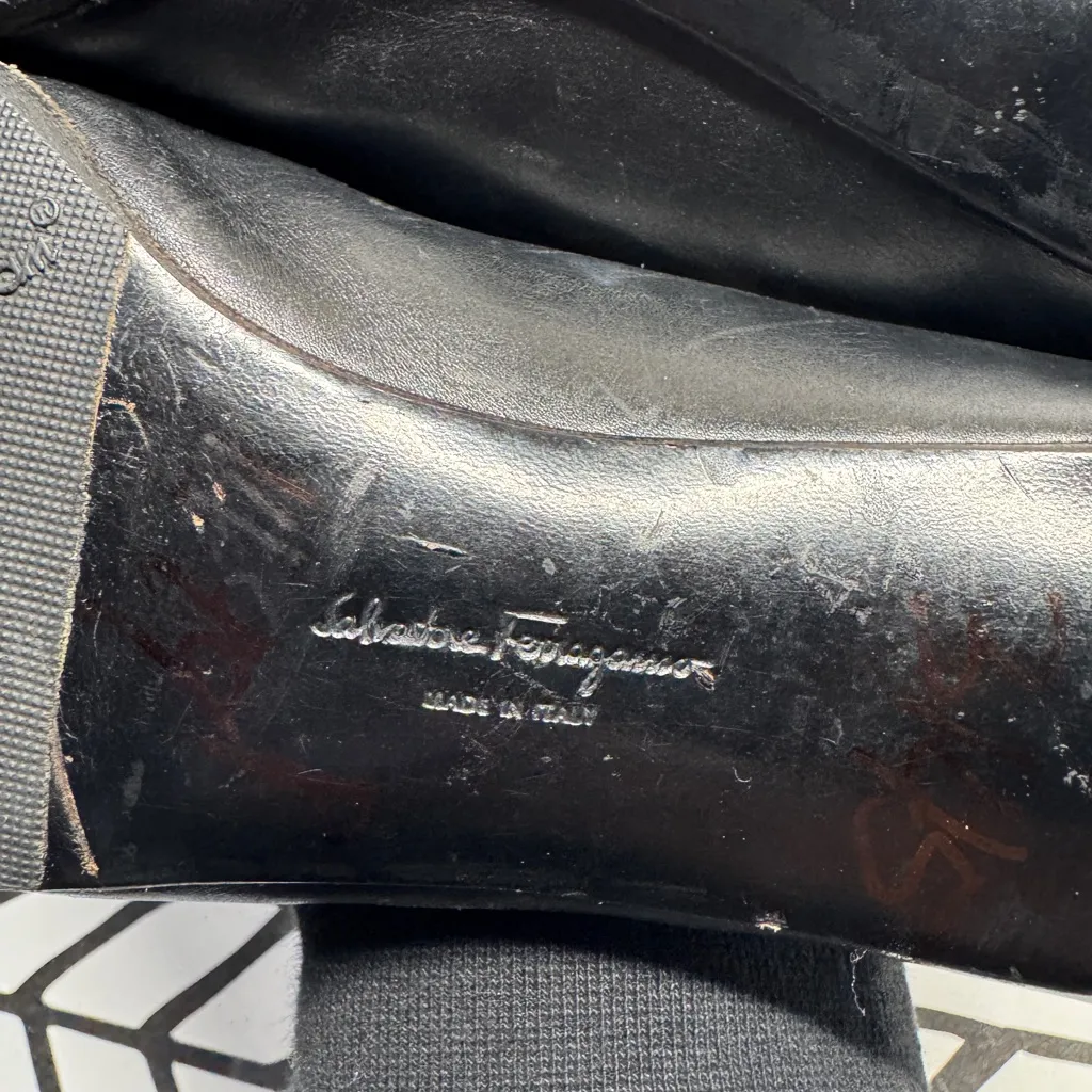 Salvatore Ferragamo black leather pumps size 7.5 - Image 9
