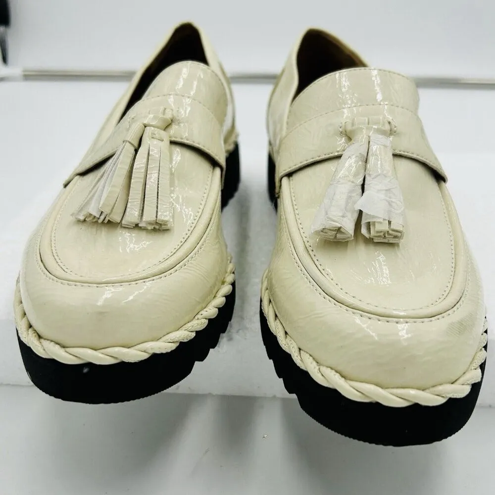 Franco Sarto Carolynn Womens Sz 8.5 Lug Sole Tassel Patent Leather Loafers Ivory - Image 5