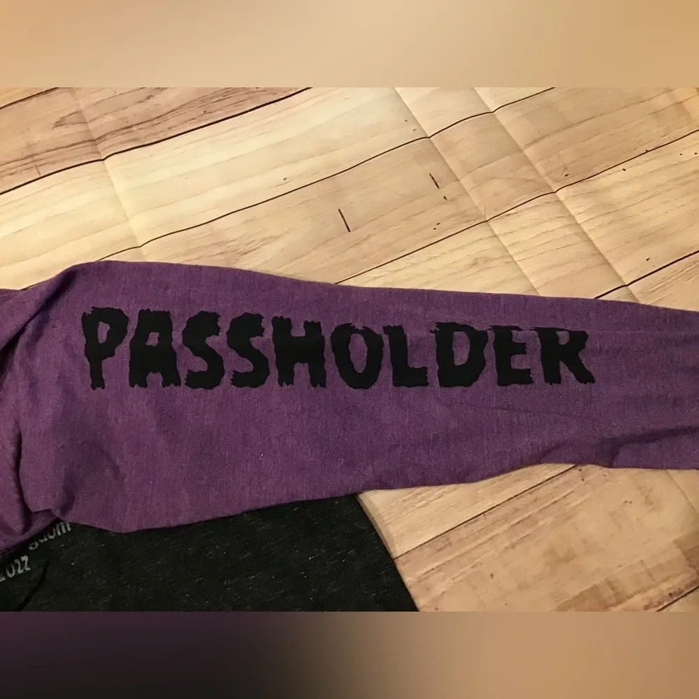 Disney parks mickey’s nt so scary halloween party 2022 passholder shirt Medium - Image 5