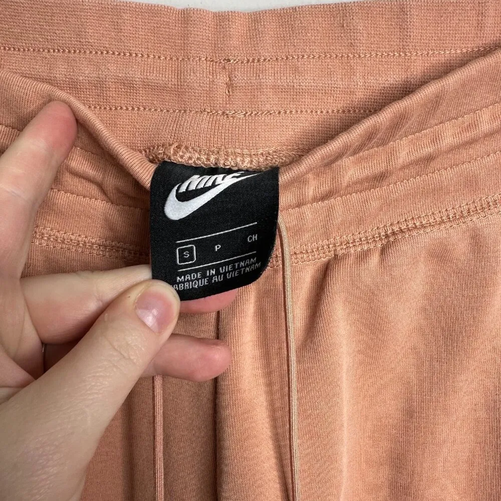 Women's Nike Sportswear Tech Fleece Trousers Peachy Orange Size Small - Image 2