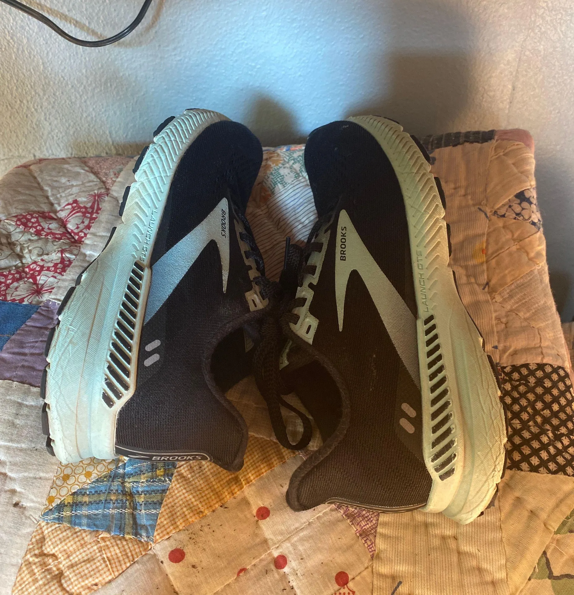 Brooks Running Sneakers - Image 2