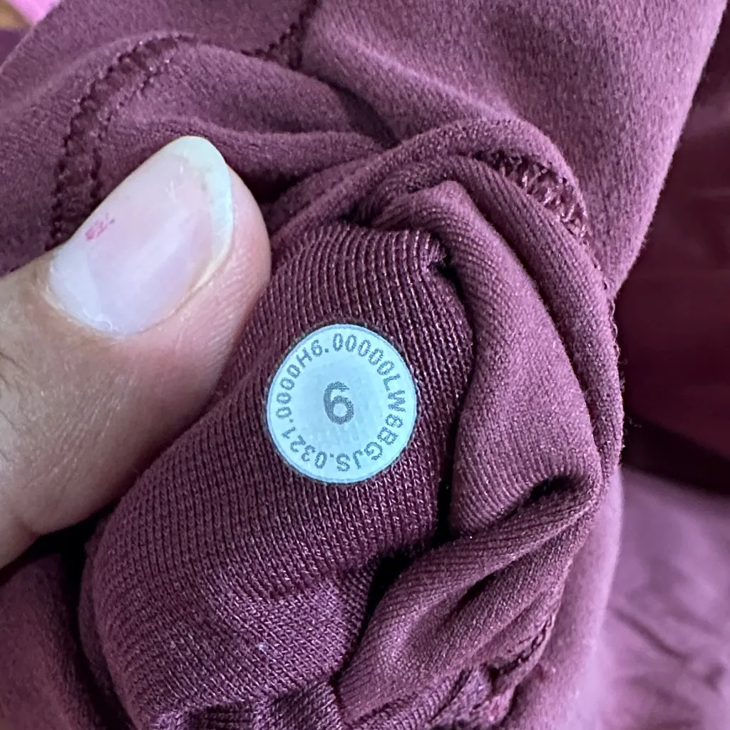 Lululemon Athletica Burgundy Leggings - Image 4