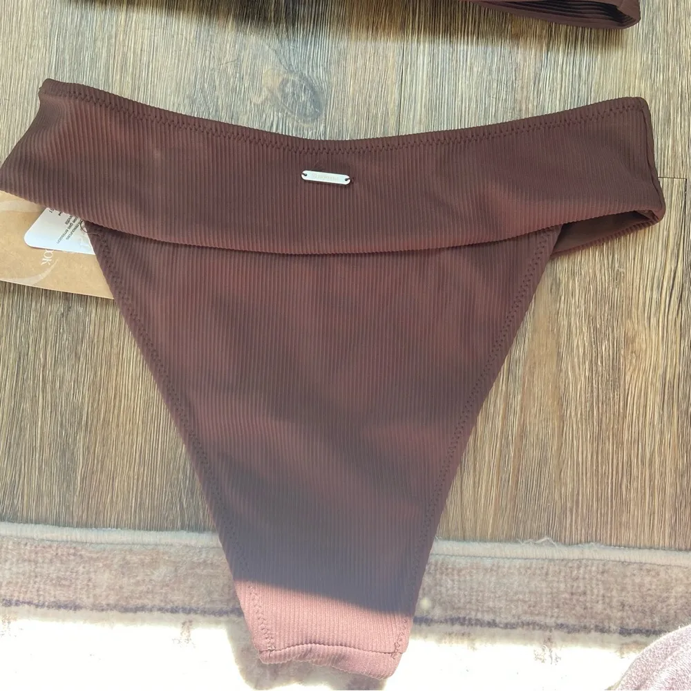 Brown Ribbed Bikini Set Size Small - Image 5