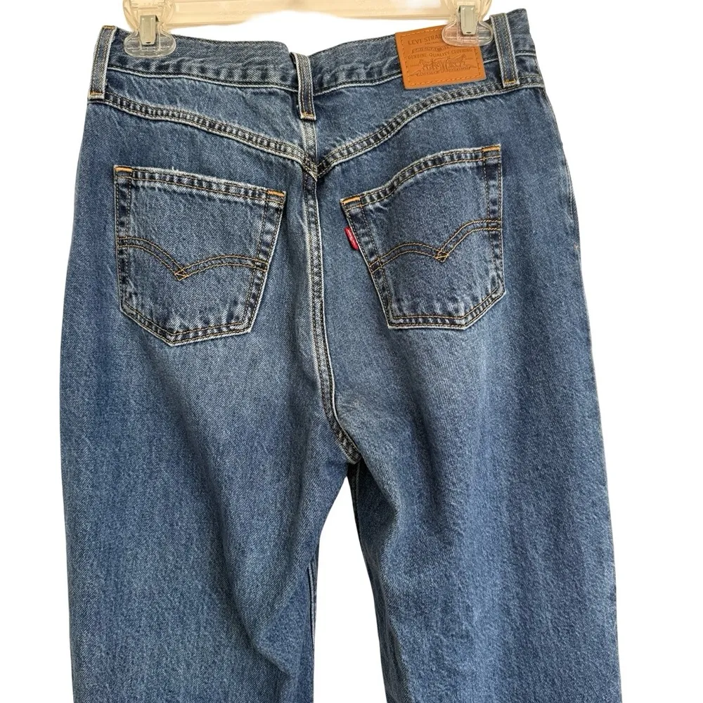 Levi’s 80’s Mom Jeans High Rise Classic Blue Distressed Jeans Size 28 - Image 7