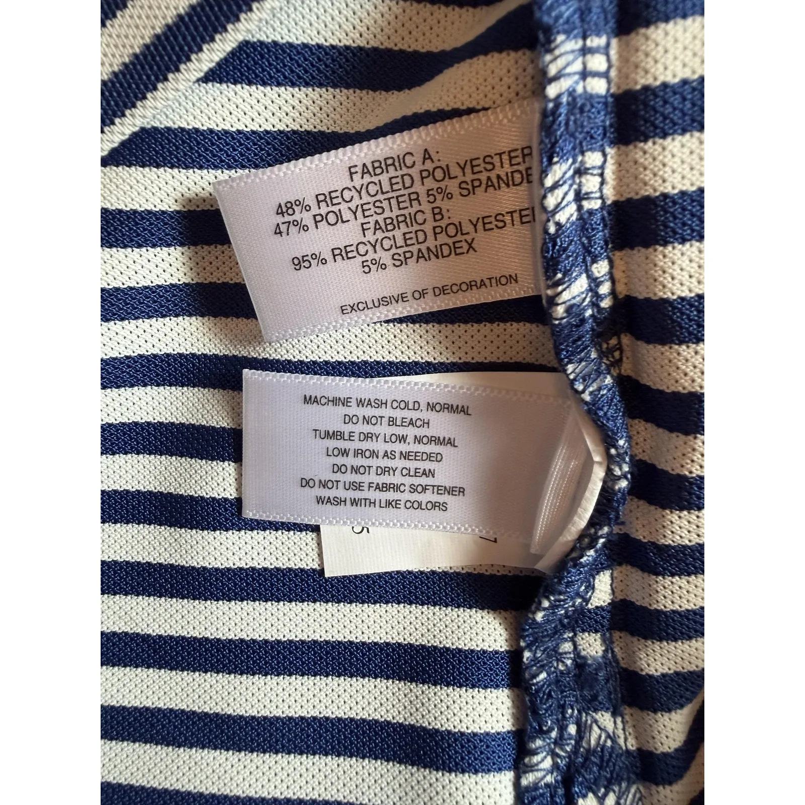 Cutter & Buck Polo Shirt Women’s Medium Navy Stripe Quarter Zip Golf LCK00157 - Image 6