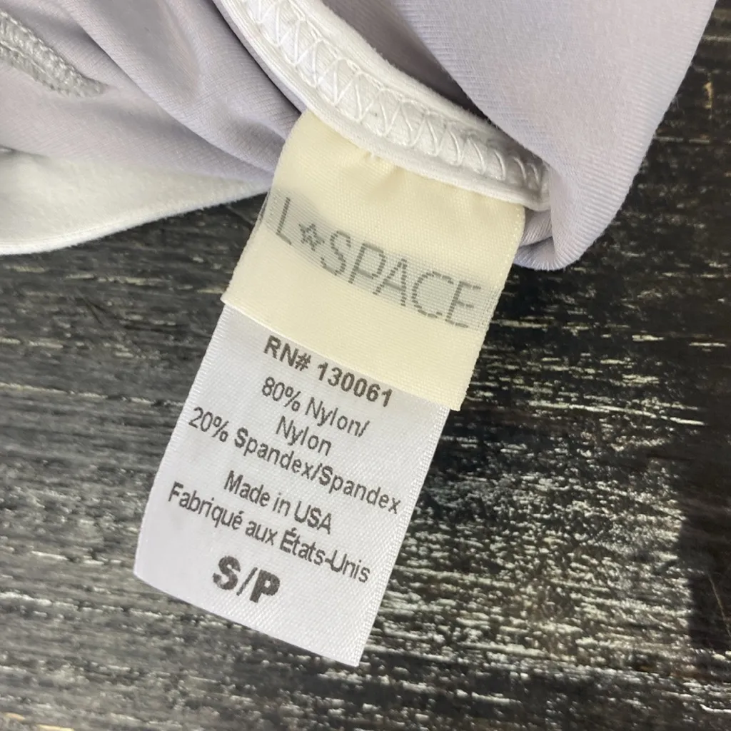 L*Space Gray & White Color Block Strappy Back Bikini Swim Bathing Suit Top S - Image 3