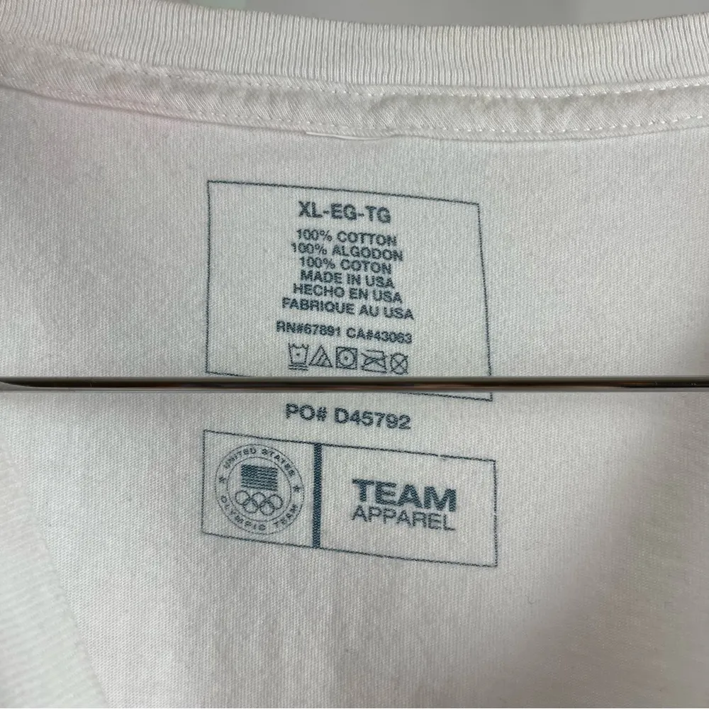 Olympics Team Apparel XL Extra Large USA Flag Graphic V Neck Shirt 2016 White - Image 6