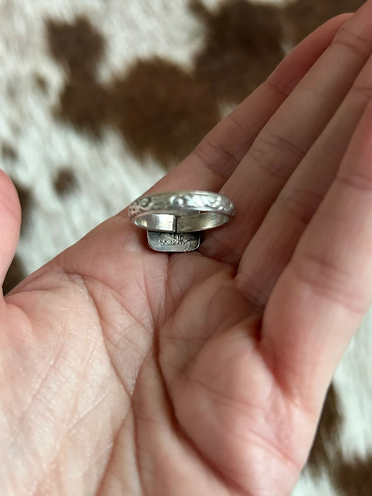 Turquoise Ring With Etching Detail Blue - Image 3