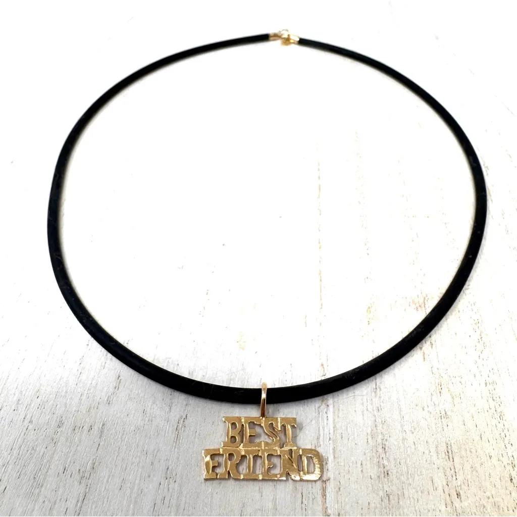 14K yellow gold Best Friend pendant on rubber cord w 14K closure, Italy, NWOT - Image 3