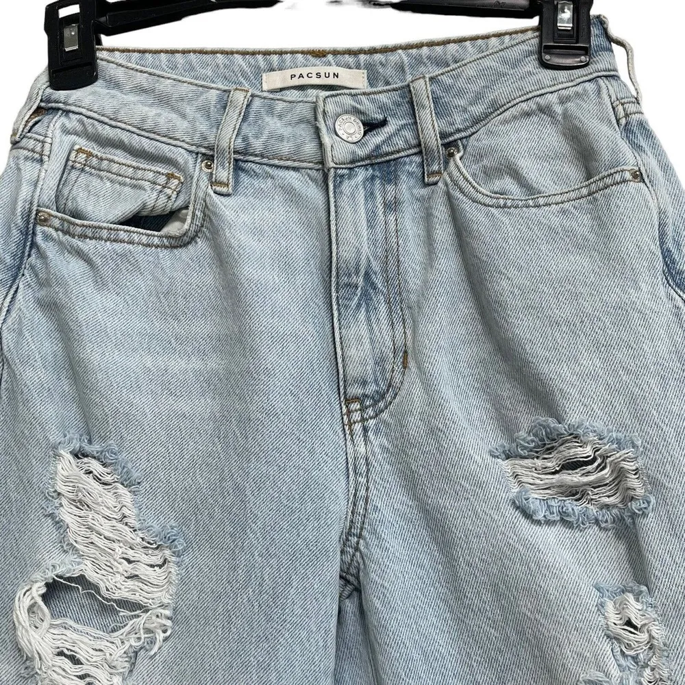 Pacsun SZ 24 Mom Jeans Mid-Rise Zip-Fly Distressed Rips Pockets Light Wash Blue - Image 2