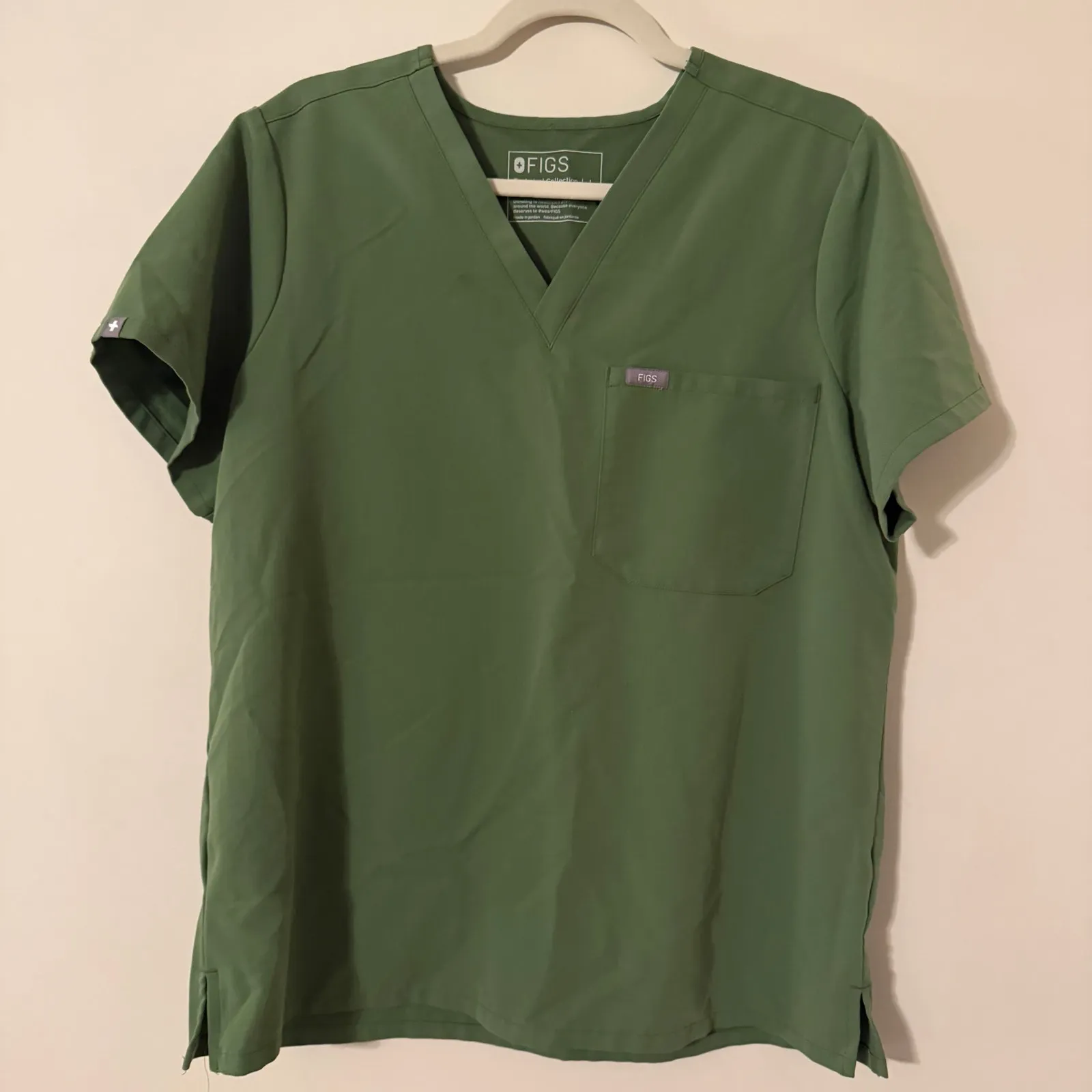 Figs Zamora Jogger Scrub Pants & Catarina One Pocket Scrub Top Set Green Sz Lg - Image 2