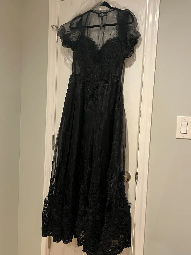 Like New Dollskill Gothic/Halloween costume Maxi Dress scroll for my pics!! SOLD OUT Online size S! - Image 15