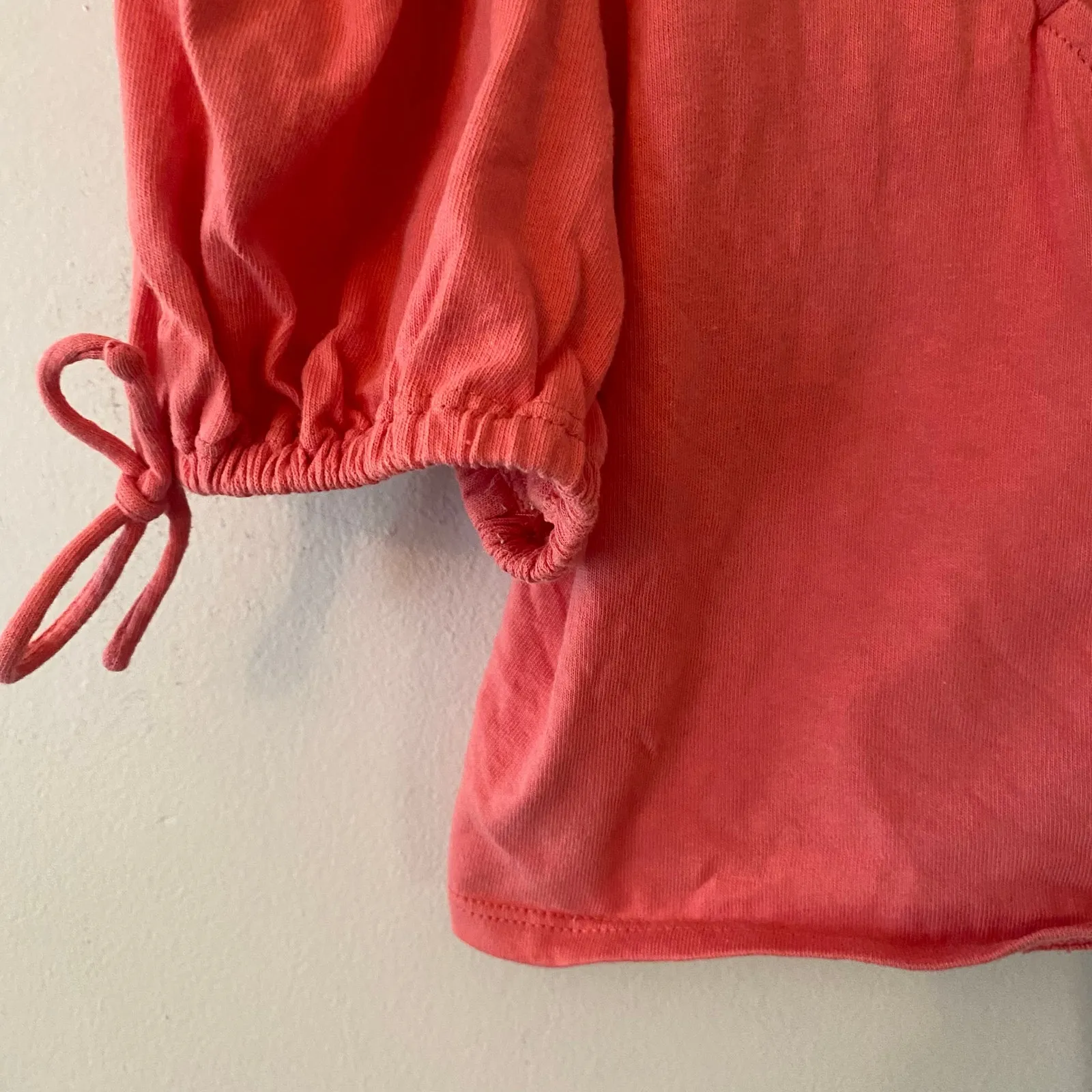 Free People Hot Pink Kitty Tee Puff Sleeve Cropped Tie Blouse Women's size XS - Image 5