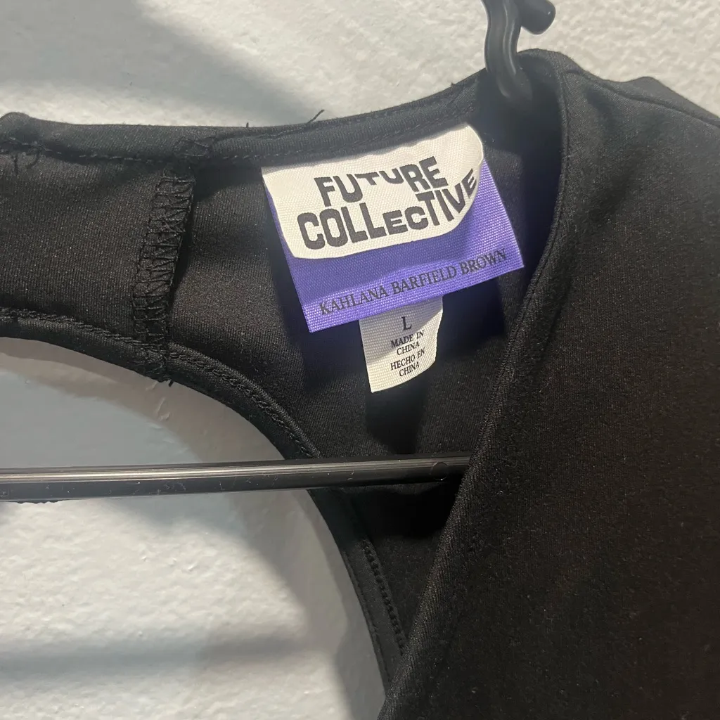 Future Collective top Black Size L - Image 3