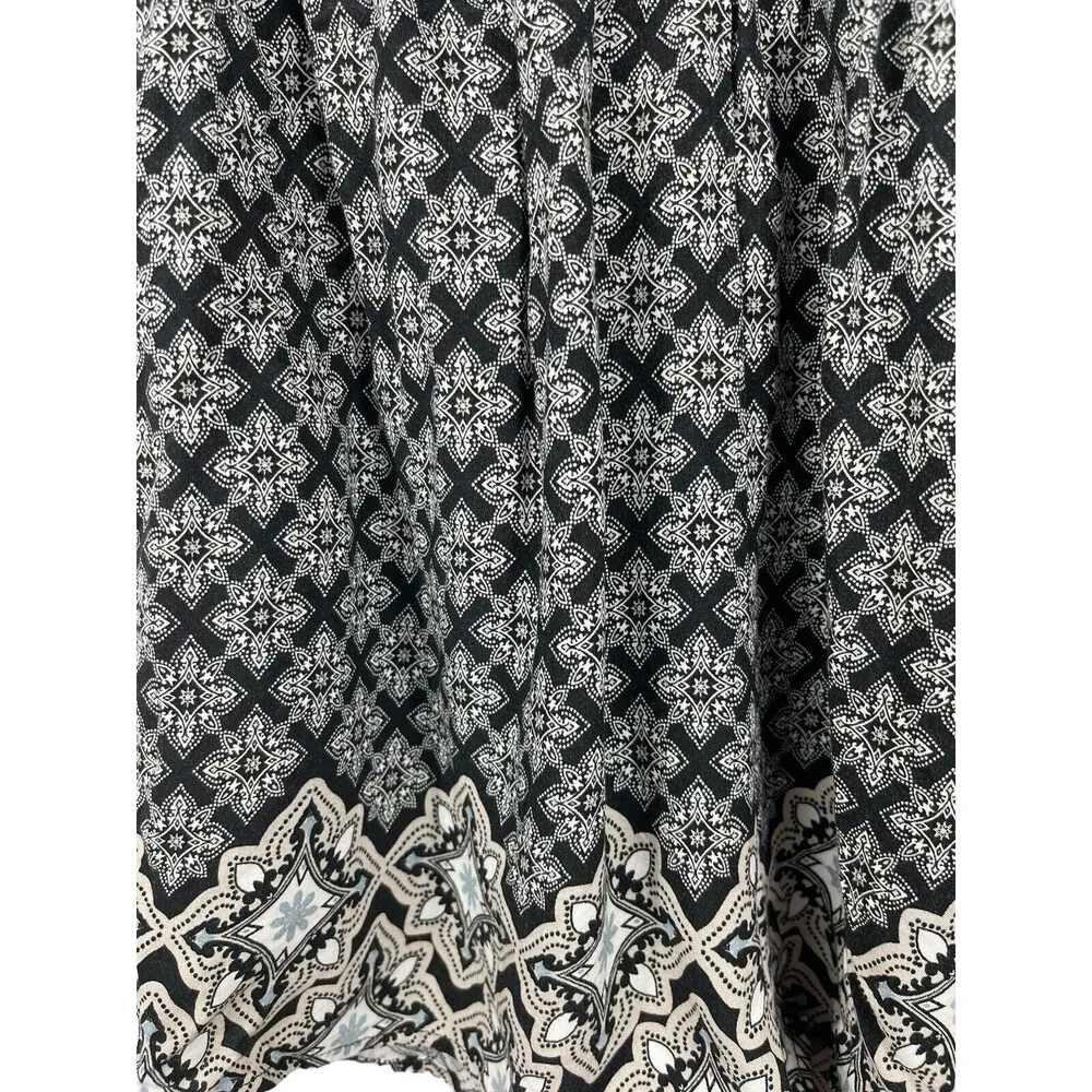 Aeropostale Black Floral Long Sleeve V-neck Cross Front Romper XS - Image 6