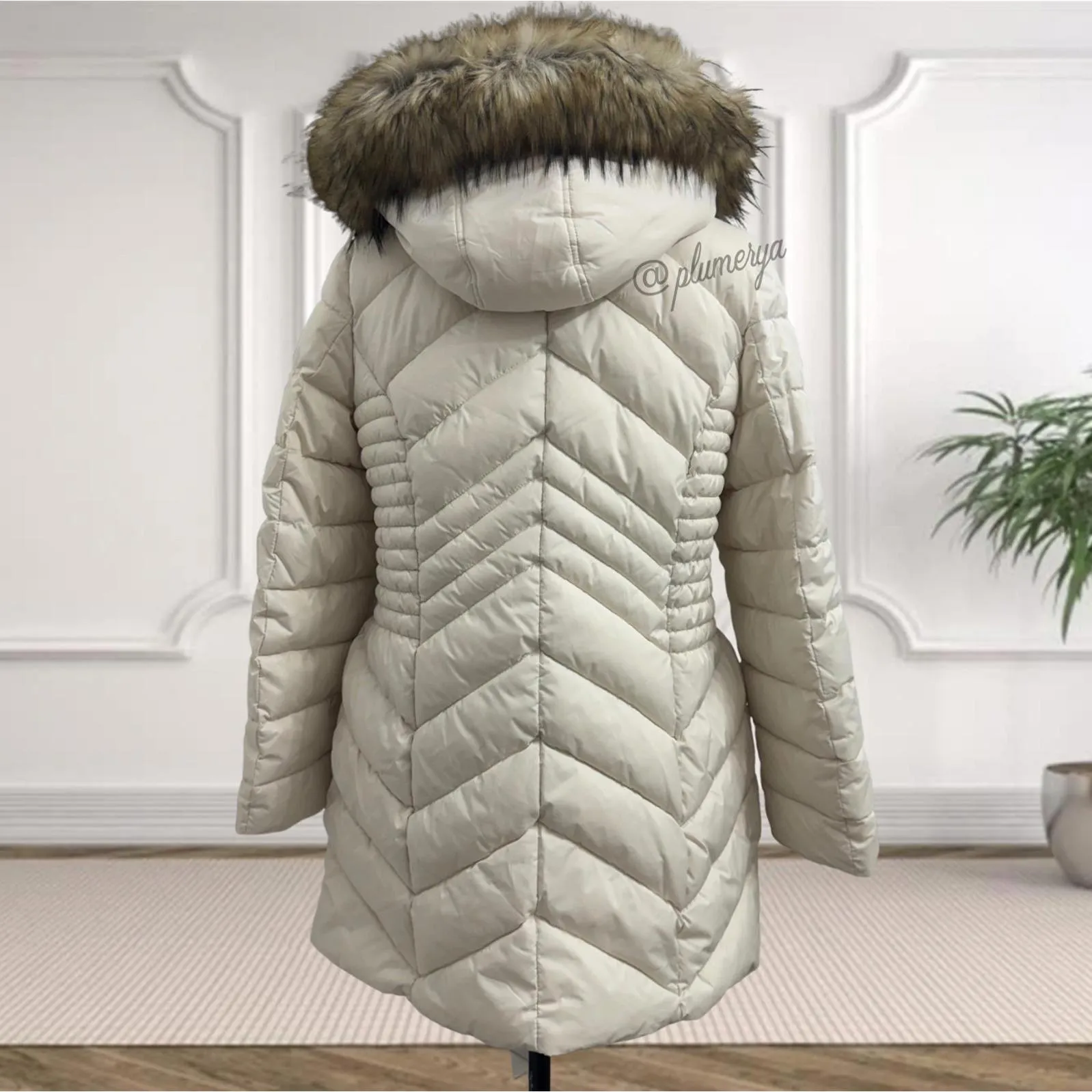 Preston & York White Quilted Puffer Coat with Detachable Faux Fur Hood Size XL - Image 2