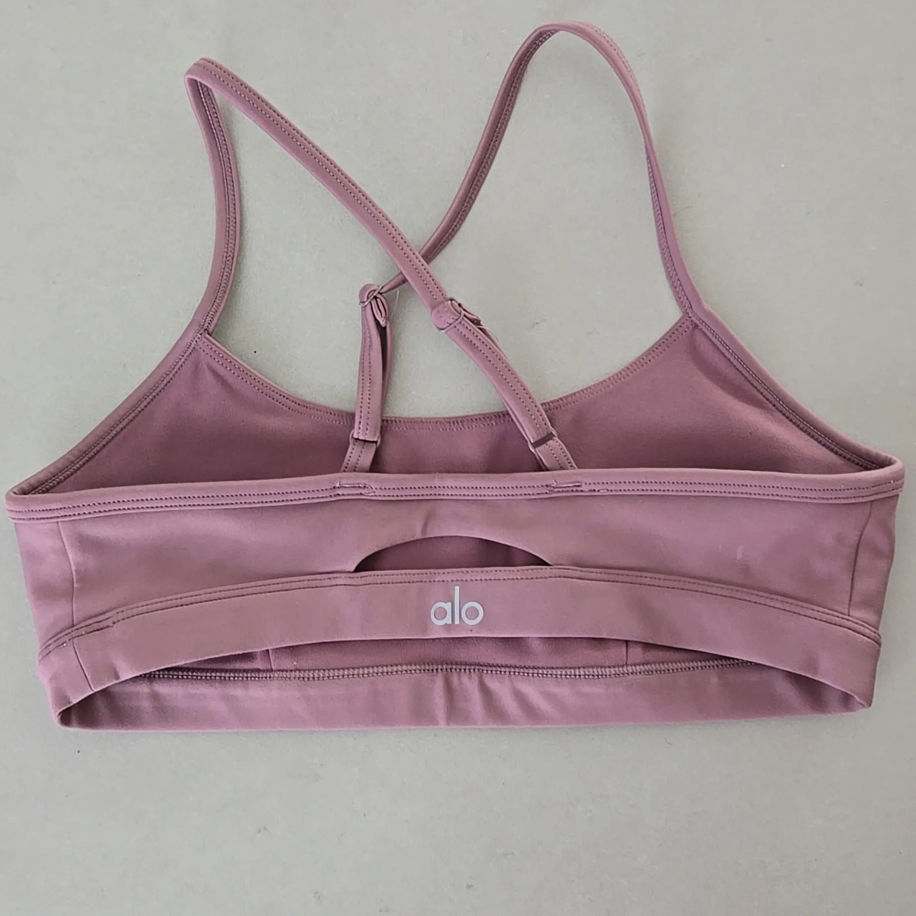 ALO Yoga Utility Pocket High Waist Leggings And Bra Set In Woodrose - Image 3