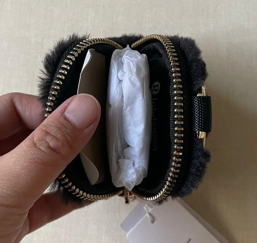 Clippable Nano Pouch *Plush Fleece - Black/Gold - Image 10