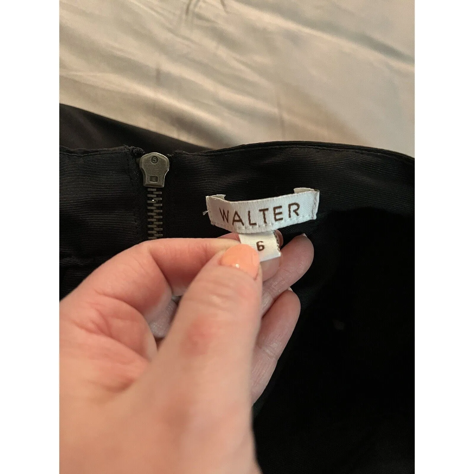 Walter Baker Pencil Black Bengaline Exposed Zipper Skirt-sz 6 - Image 8