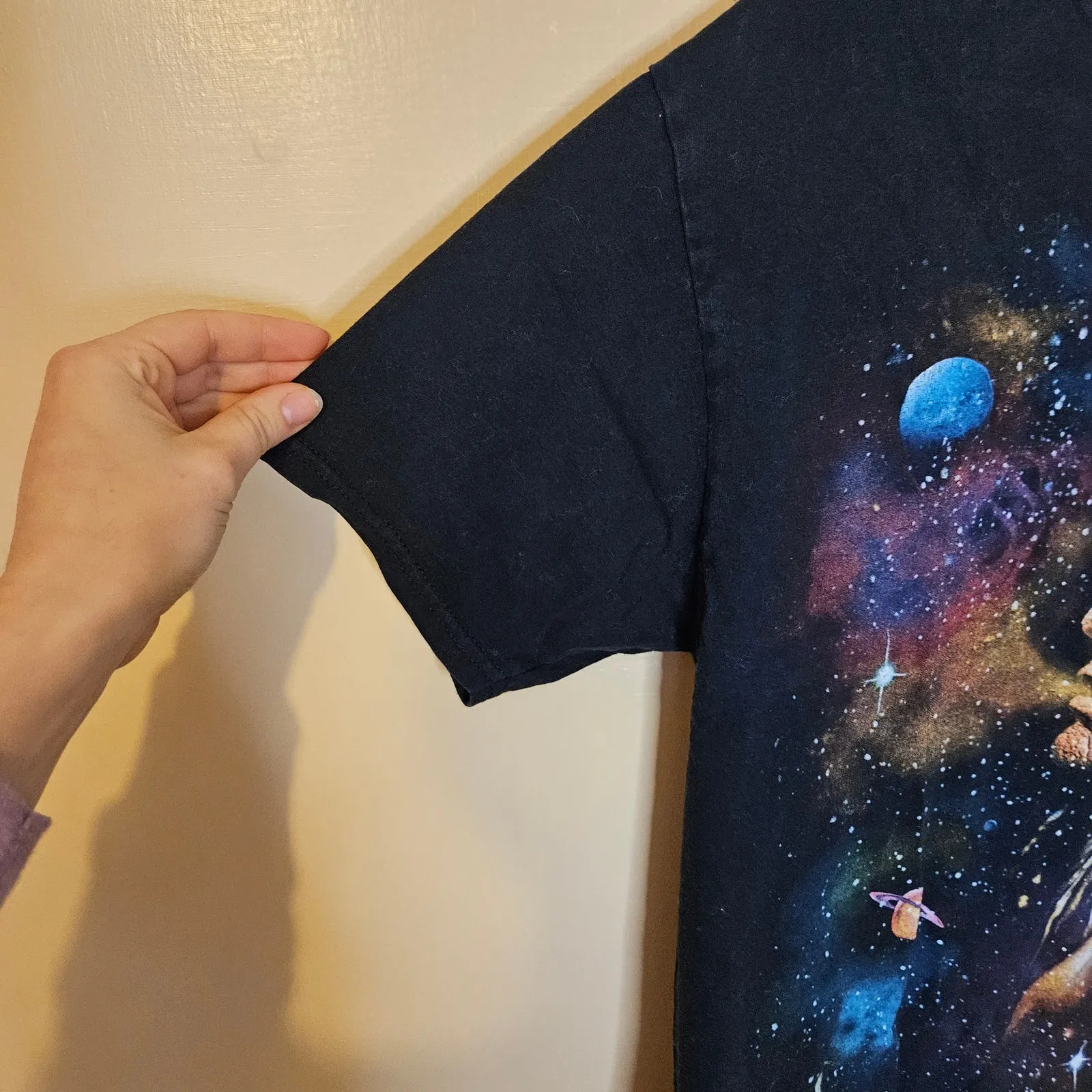 Fruit Of The Loom Size Medium 100% Cotton T Shirt Graphic Indian Space Hippie - Image 4