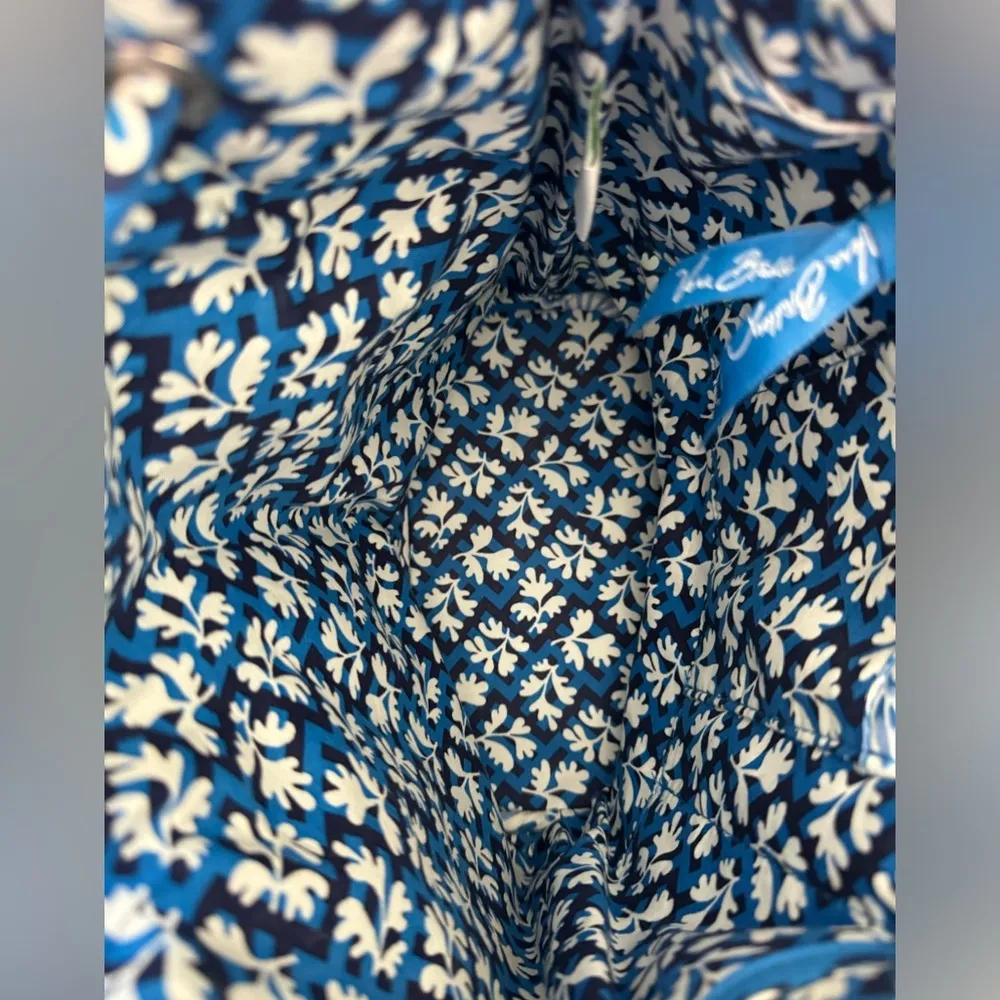 NWT Quick Draw Sling Tote in  Blue Lagoon includes GWP - Image 12