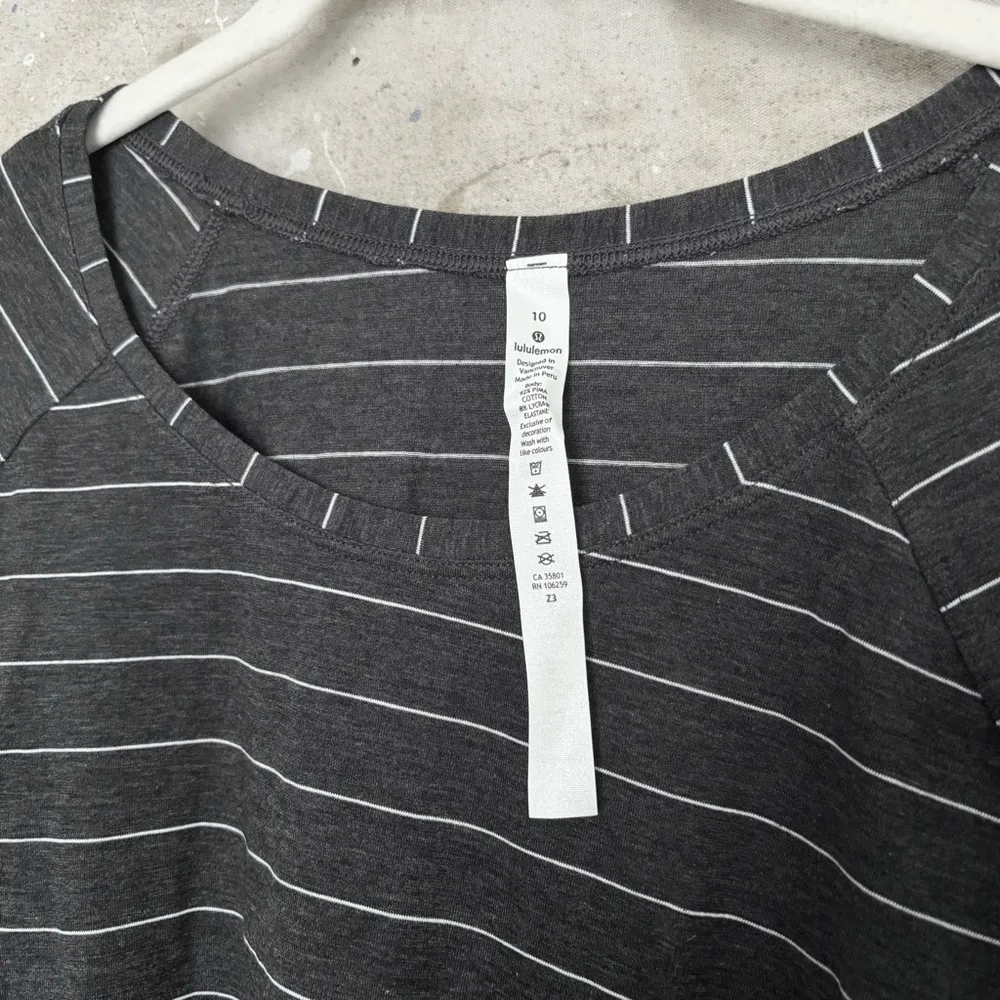 Lululemon  Emerald Long Sleeve, Short Serve Stripe Heathered Black White - Image 3