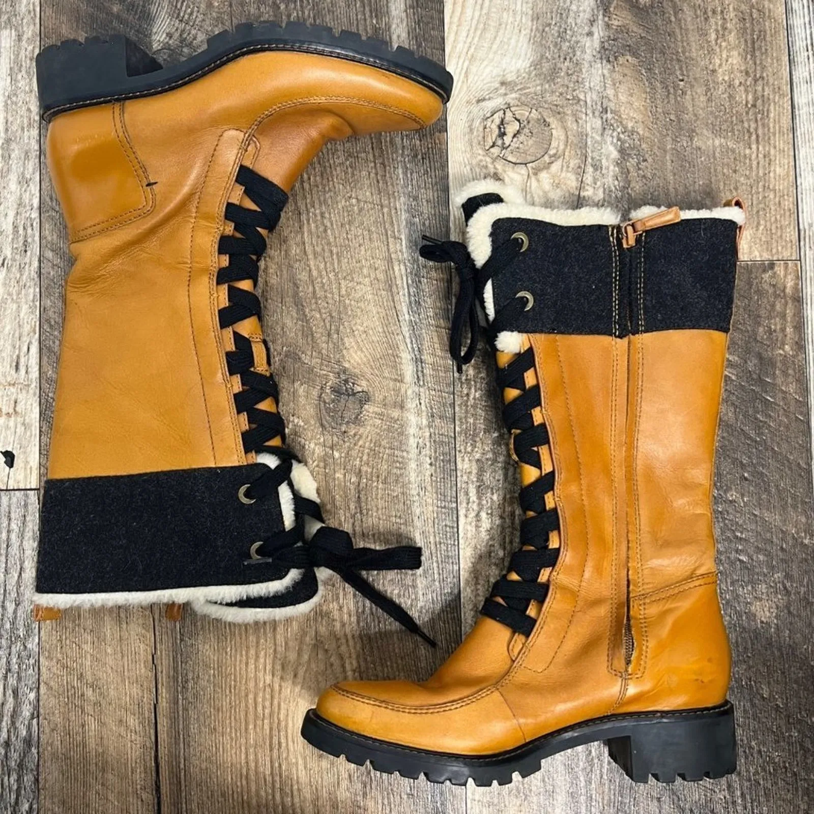 Cole Hann Henson Tall Leather Boots Camel Sherling Lace Up Lug Sole Size 6 1/2 - Image 4