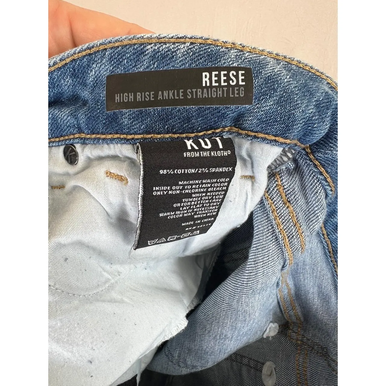 KUT From The Kloth Reese Jeans Sz 8 Light Wash High Waist Distressed Button Fly - Image 12