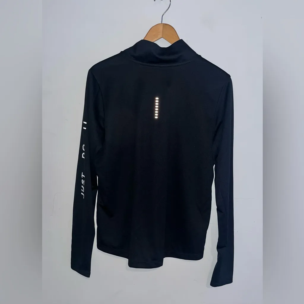 Nike Running Quarter Zip Logo Pullover sz M - Image 2