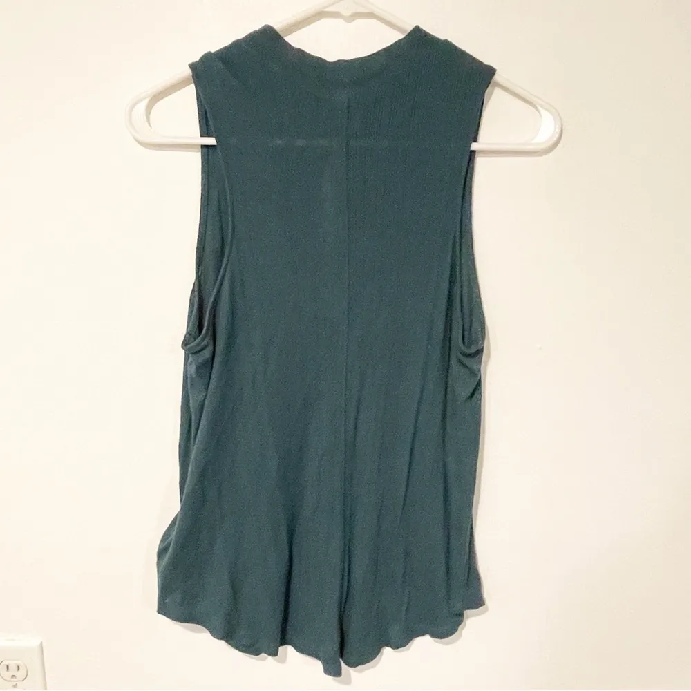 Free People We The Free Women's XS Green Faye Keyhole Neck Cut-Out Ribbed - Image 5