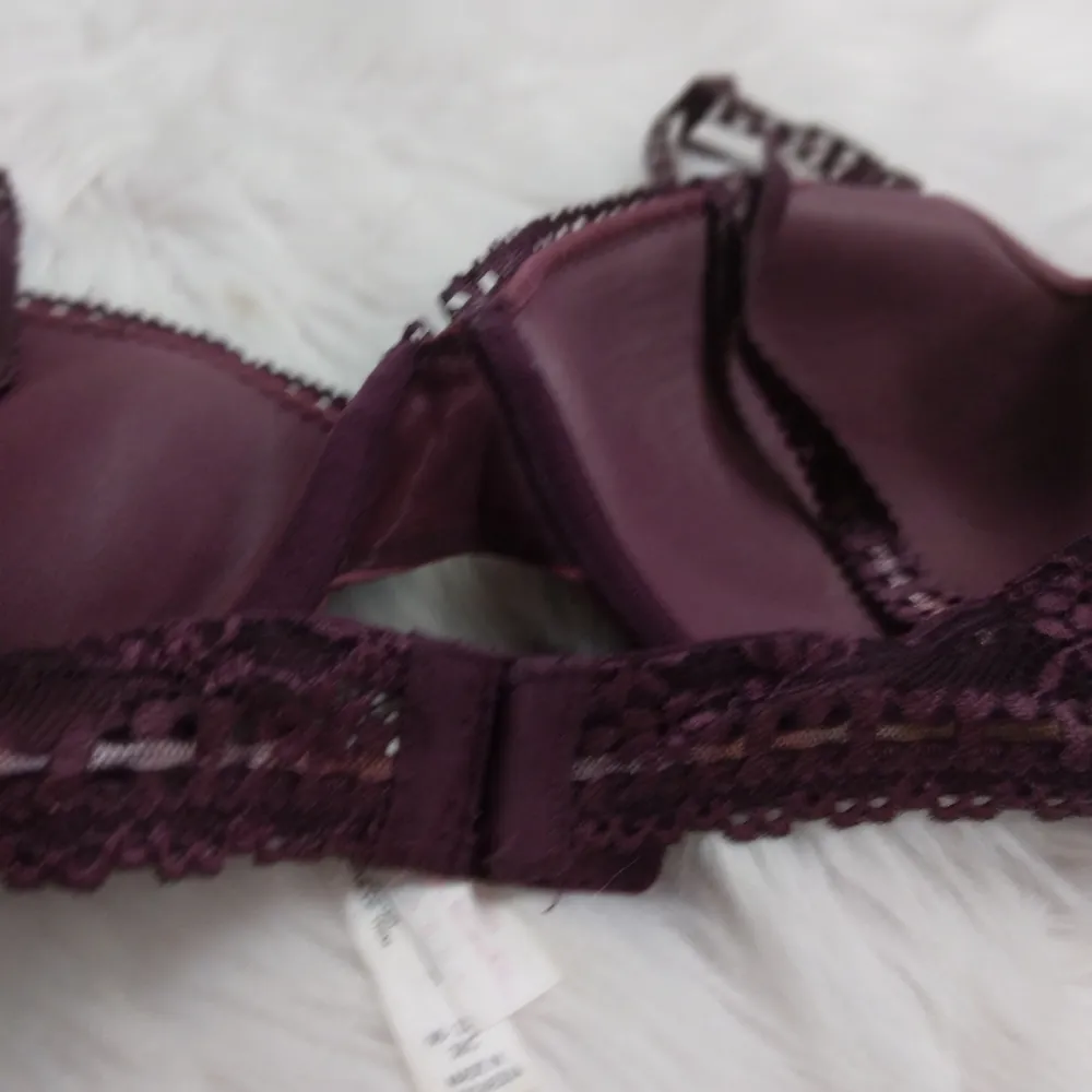 Oscar deLa Renta  Bra  Push-Up 38C - Image 7